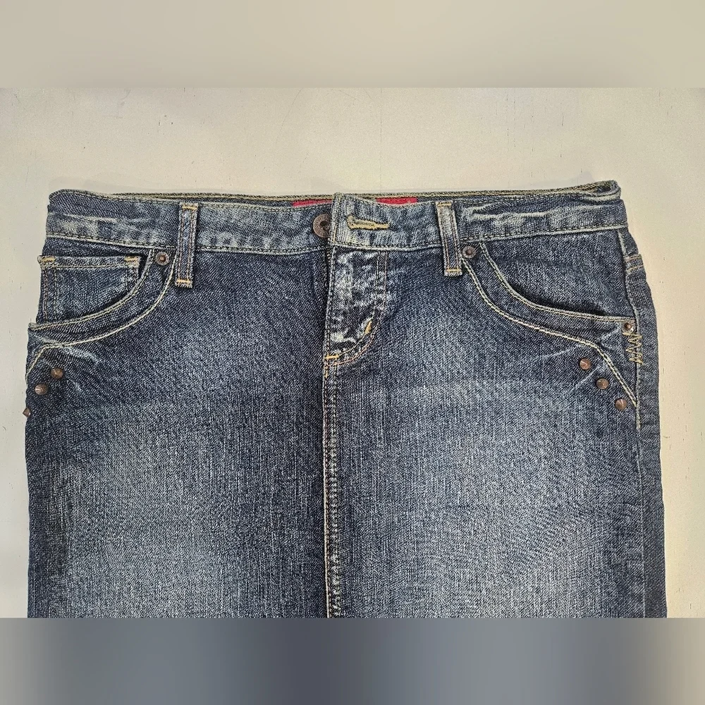 Guess Jeans 90s Y2k Blue Denim Pencil Skirt with back slit. size 28. - Picture 1 of 6